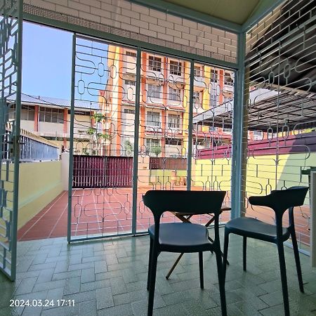 Sterling Homestay Tanjung Bungah  Ngoại thất bức ảnh